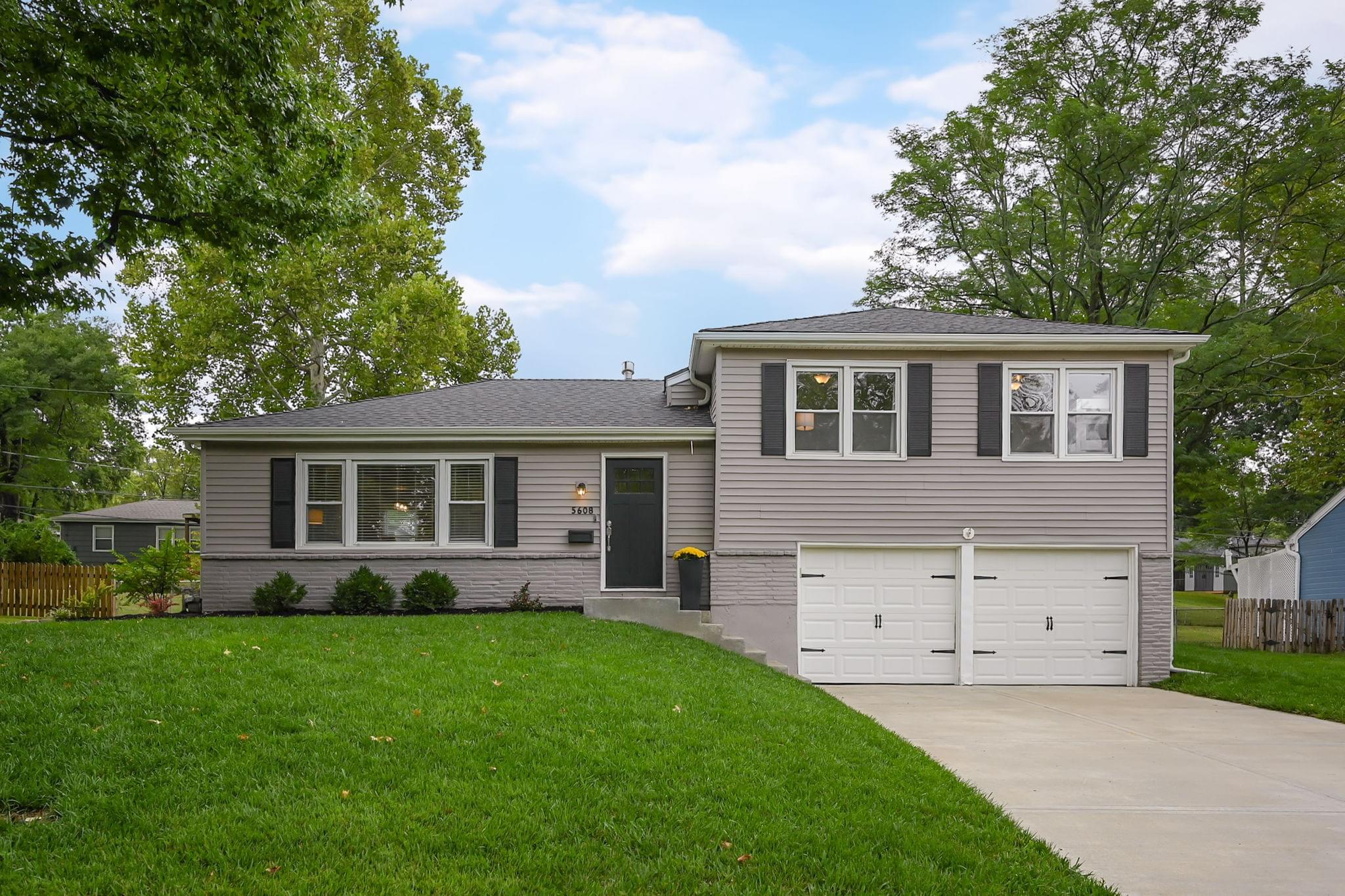 Overland Park KS 5-bedroom home for sale in Blue Valley School District